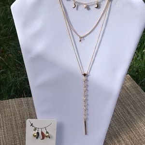 Necklaces Color Gold